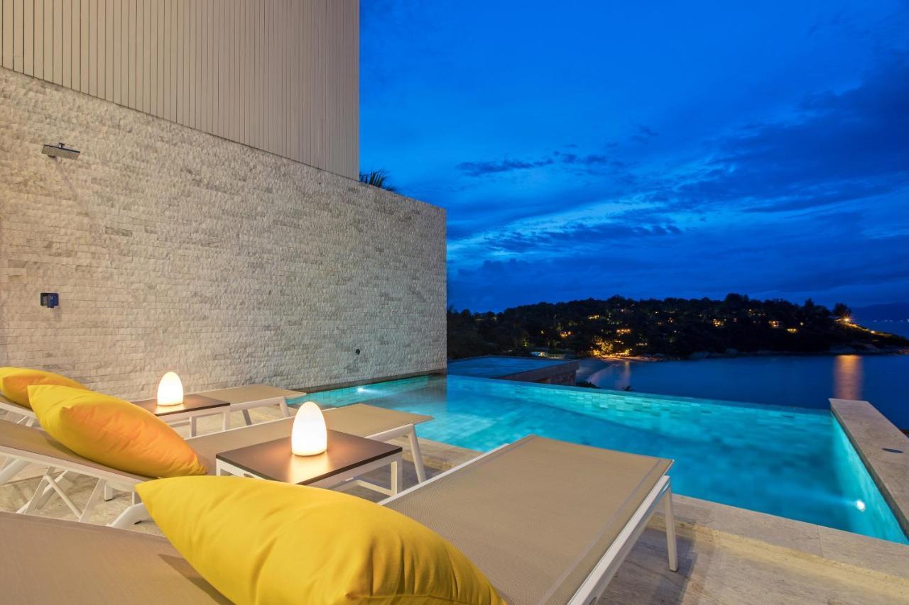 Beachside Villa - B18 - At Bayside Luxury Villas Samrong Bay Beach, 4 Bed 5 Bath, Sea & Sunset Views, Only 200M Walk To The Beach Choeng Mon Luaran gambar